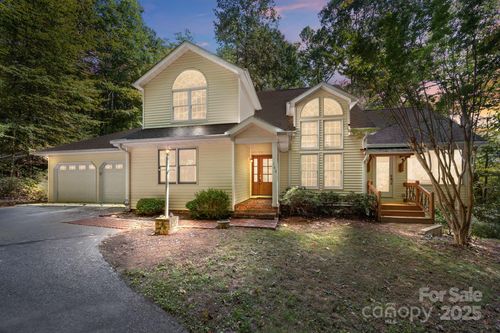160 Little Mine Mtn Dr, Saluda, NC, 28773-4509 | Card Image
