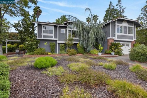 978 Via Montanas, Concord, CA, 94518-4209 | Card Image