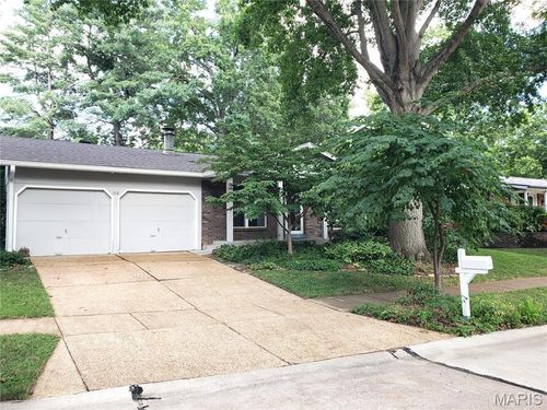 1108 Grenadier Ln, Manchester, MO, 63021-6826 | Card Image