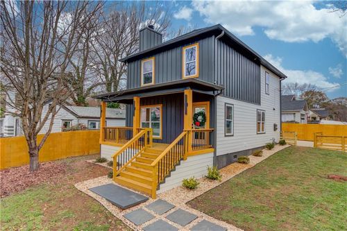 1902 Memorial Dr Se, Atlanta, GA, 30317-2329 | Card Image