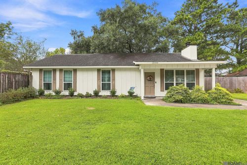 18438 Jefferson Hwy, Baton Rouge, LA, 70817-7450 | Card Image