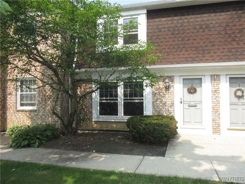 apt-2-105 Carriage Dr, Orchard Park, NY, 14127-1824 | Card Image