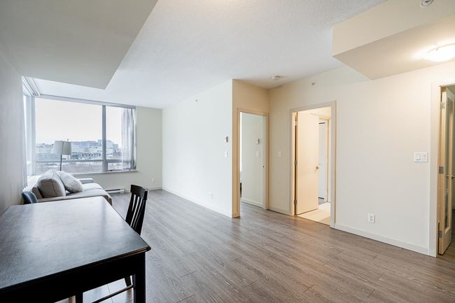301 - 3333 Corvette Way, Condo with 1 bedrooms, 1 bathrooms and 1 parking in Richmond BC | Image 9