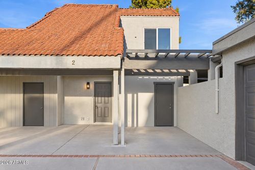 2-2416 W Caribbean Ln, Phoenix, AZ, 85023-5047 | Card Image