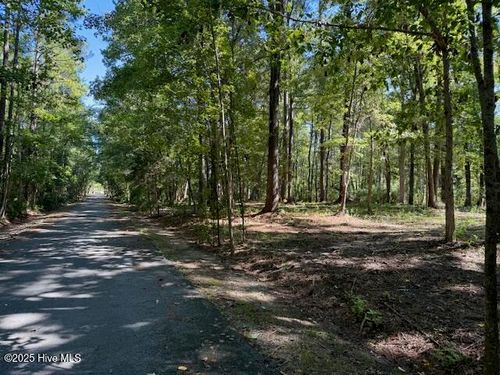 6702 Hummingbird Pl, Oriental, NC, 28571 | Card Image