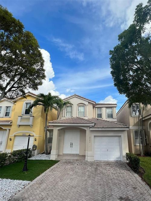 4847 Nw 108th Ct, Doral, FL, 33178-4329 | Card Image