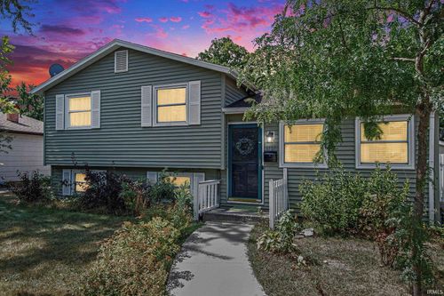 1757 Hass Dr, South Bend, IN, 46635-2041 | Card Image