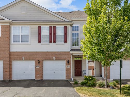 4231-4231 Savoy Ln, McHenry, IL, 60050-8305 | Card Image