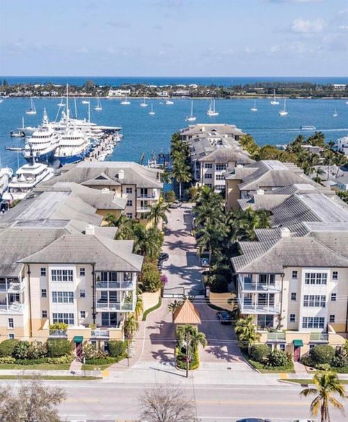apt-305-3960 N Flagler Dr, West Palm Beach, FL, 33407-4439 | Card Image