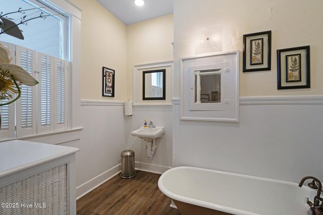 710 S Caroline St, House other with 5 bedrooms, 4 bathrooms and 1 parking in Rockingham NC | Image 16