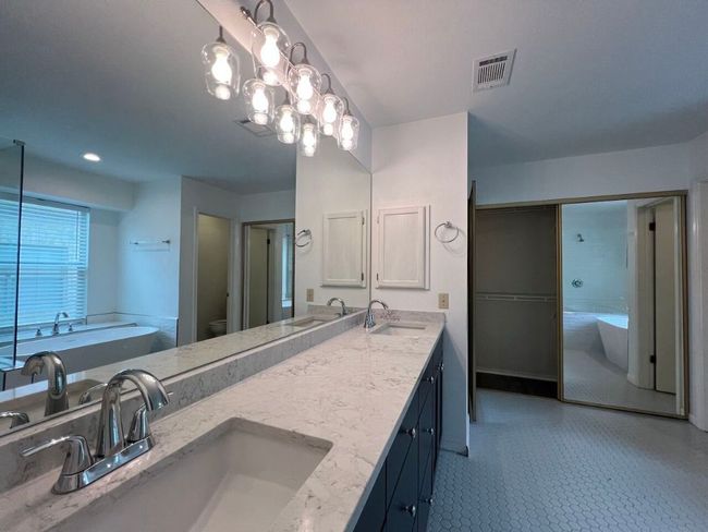 Full bath with double vanity and a garden tub | Image 21