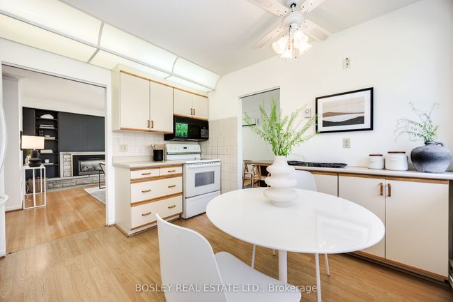 52 Ravencliff Cres, House other with 4 bedrooms, 2 bathrooms and 2 parking in Scarborough ON | Image 11