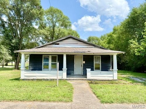 808 Vermont St, Hannibal, MO, 63401-4647 | Card Image