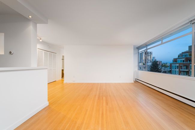 803 - 1960 Robson St, Condo with 1 bedrooms, 1 bathrooms and 1 parking in Vancouver BC | Image 4