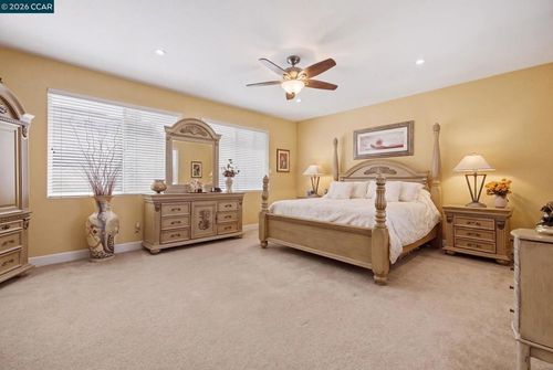 1325 San Lucas Dr, Pittsburg, CA, 94565-7607 | Card Image