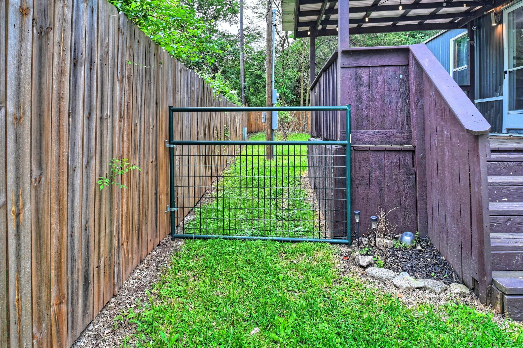 Residential Lease in Willis 4