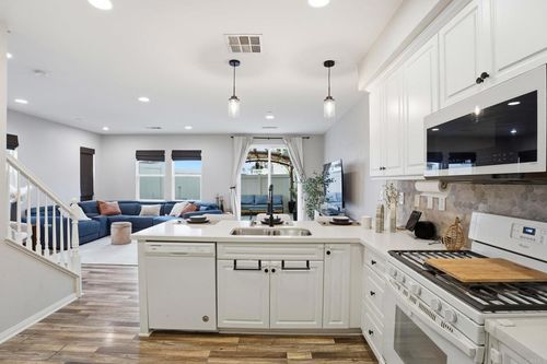 8629 Sage Shadow Dr, Lakeside, CA, 92040-2791 | Card Image