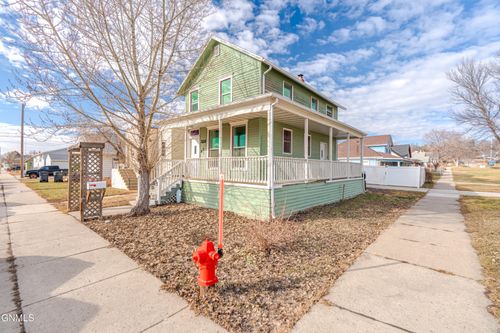310 1st St Ne, Mandan, ND, 58554-3309 | Card Image