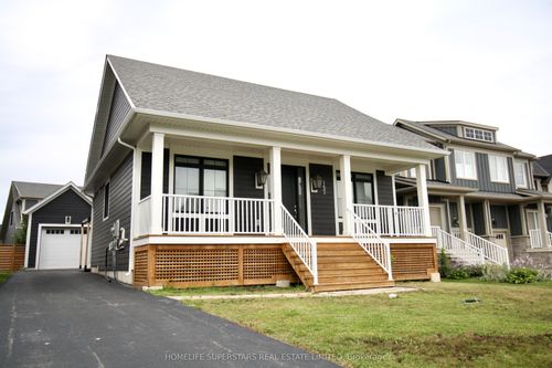 157 Yellow Birch Cres, Blue Mountains, ON, L9Y0Y5 | Card Image