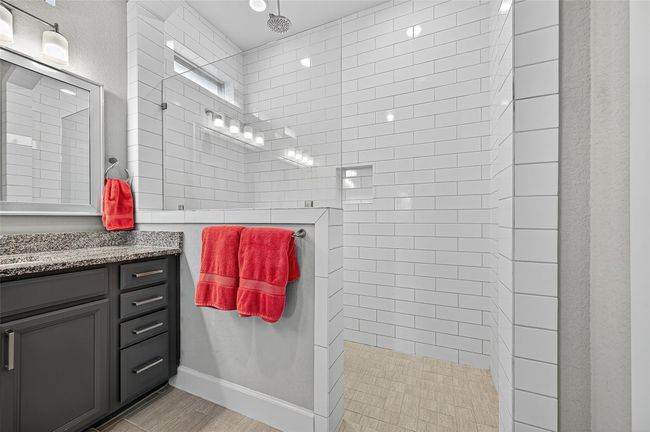 Primary Bath | Image 22