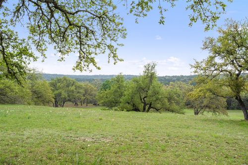 2910 La Ventana Pkwy, Driftwood, TX, 78619-4266 | Card Image