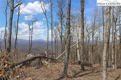 127 Silver Eagle Trl, Banner Elk, NC, 28604 | Card Image