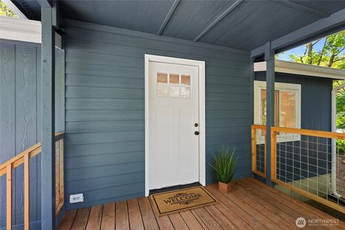 29722 State Highway 3 Ne, Poulsbo, WA, 98370-9387 | Card Image