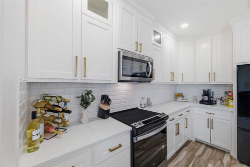 1916 Kimberly Dr, Arlington, TX, 76010-4756 | Card Image