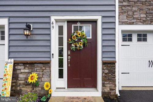 49 Turin Way, MOUNT LAUREL, NJ, 08054-9680 | Card Image