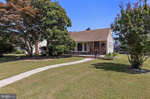 361 Bay Ave, Tuckerton, NJ, 08087-2556 | Card Image