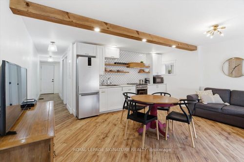 52 Picton Main St, Picton, ON, K0K2T0 | Card Image