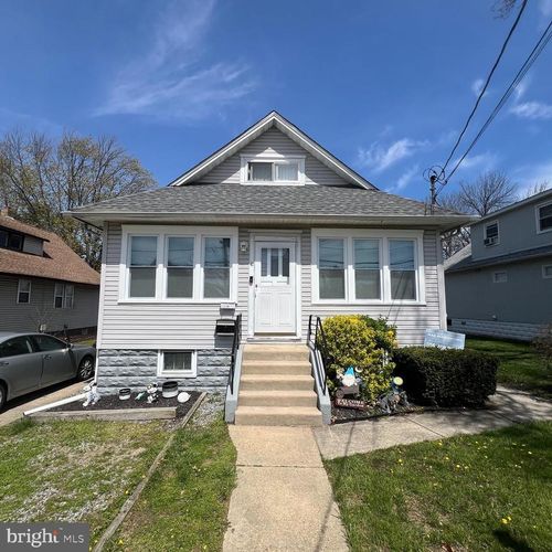 41 W Kings Hwy, Mount Ephraim, NJ, 08059-1304 | Card Image