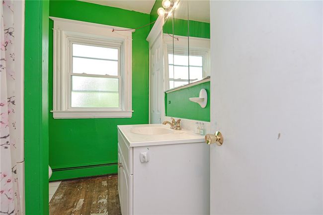 39 Camac St, House other with 2 bedrooms, 2 bathrooms and 6 parking in Pawtucket RI | Image 17