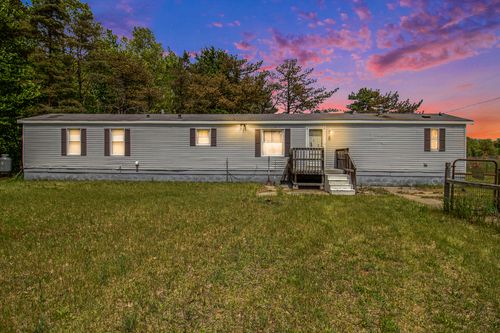 2405 175th Ave, Morley, MI, 49336-9412 | Card Image