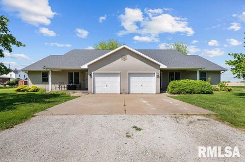 104-102-104 Cardinal Dr, Alexis, IL, 61412-5111 | Card Image