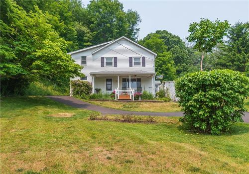 56 Main St, Unionville, NY, 10988-2013 | Card Image