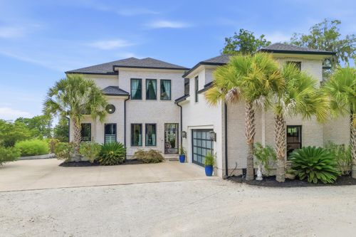 547 Bannockburn Rd, Pawleys Island, SC, 29585-6697 | Card Image