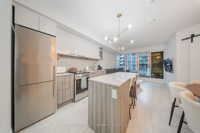 312 - 31 Tippett Rd, Condo with 2 bedrooms, 2 bathrooms and null parking in Toronto ON | Image 15