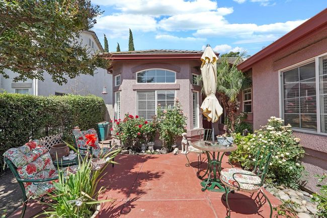573 Fribourg Ln, House other with 3 bedrooms, 2 bathrooms and null parking in Manteca CA | Image 8