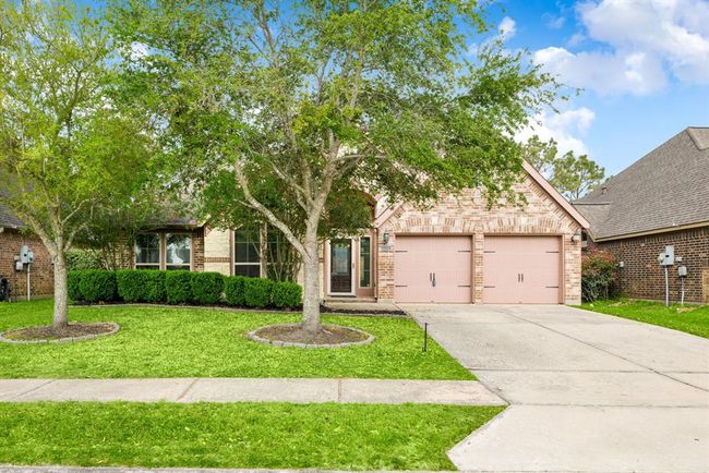 2314 Laurel Loch Ln, House other with 4 bedrooms, 2 bathrooms and 2 parking in Pearland TX | Image 7