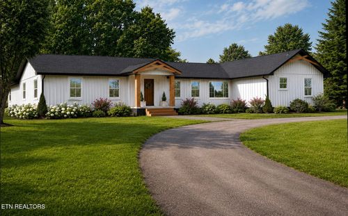 266 Carolina Ave, Delano, TN, 37325-7004 | Card Image