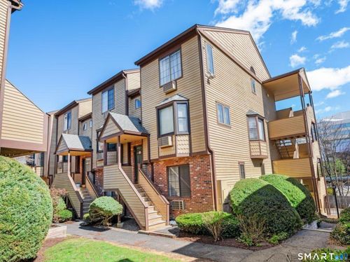 apt-b13-8 Oakwood Avenue, Norwalk, CT, 06850 | Card Image