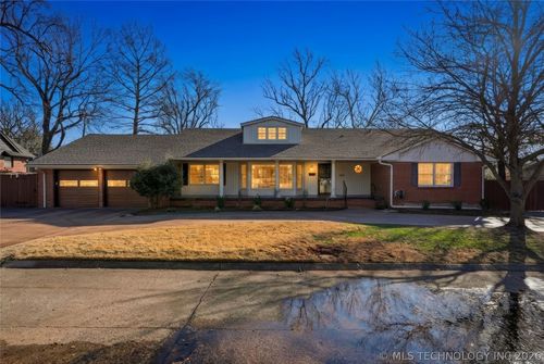 3127 S Lewis Ave, Tulsa, OK, 74105-2337 | Card Image