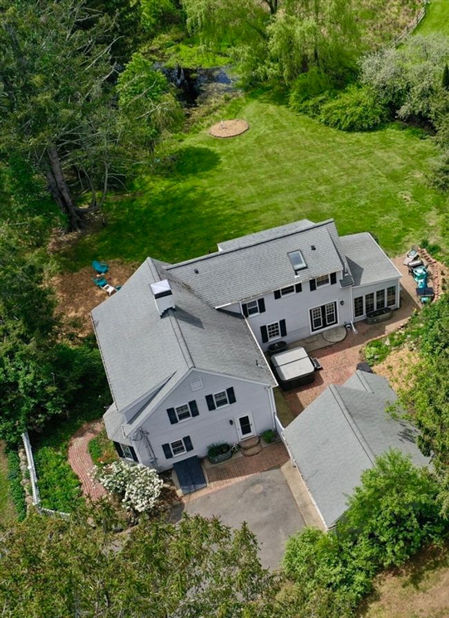 231 Larch Row, House other with 3 bedrooms, 3 bathrooms and 8 parking in Wenham MA | Image 4