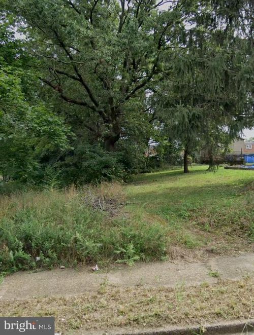 2850 Tyler St, Camden, NJ, 08105-4024 | Card Image