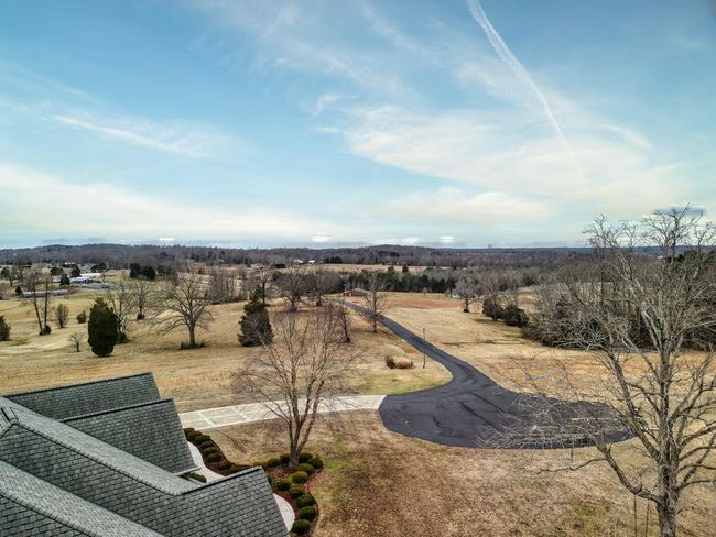 122 Fairway Acres Dr, Home with 7 bedrooms, 5 bathrooms and 3 parking in Dunmor KY | Image 93