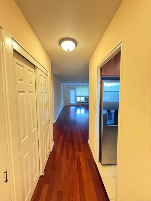apt-939-91 Strawberry Hill Ave, Stamford, CT, 06902-2753 | Card Image