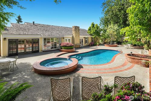 4226 92nd Avenue Ne, Yarrow Point, WA, 98004 | Card Image