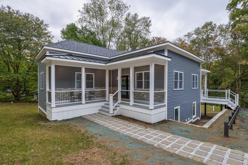 King Rd, Charlton, MA 01507