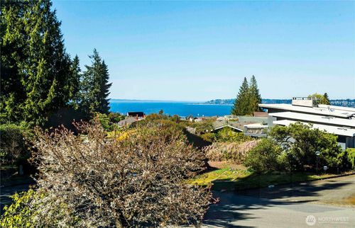 741 S 295th Pl, Federal Way, WA, 98003-3615 | Card Image